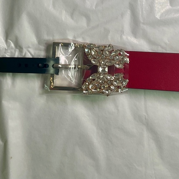 Kate Spade 32mm Rhinestone Flower Belt - Ripe Apple - NWT - Picture 6 of 9